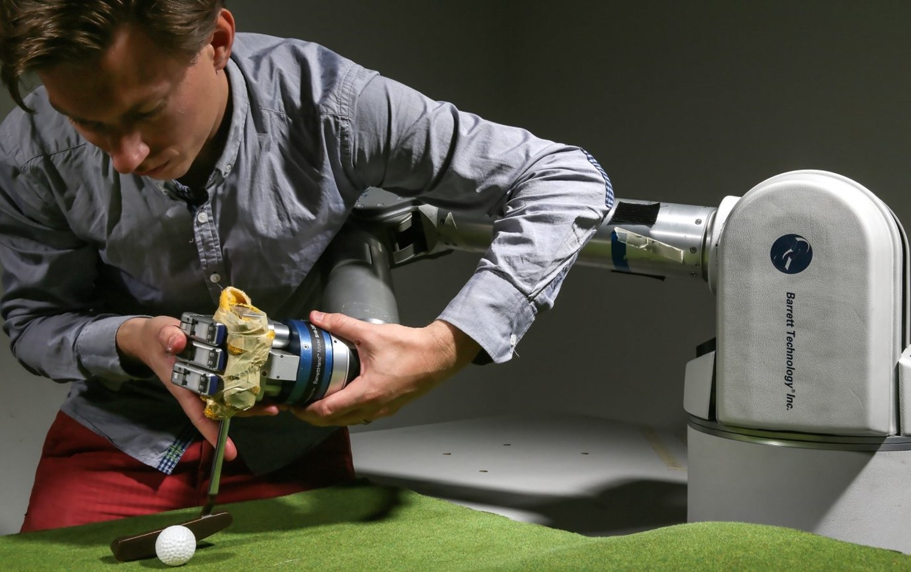 Teaching a Robot to Play Golf