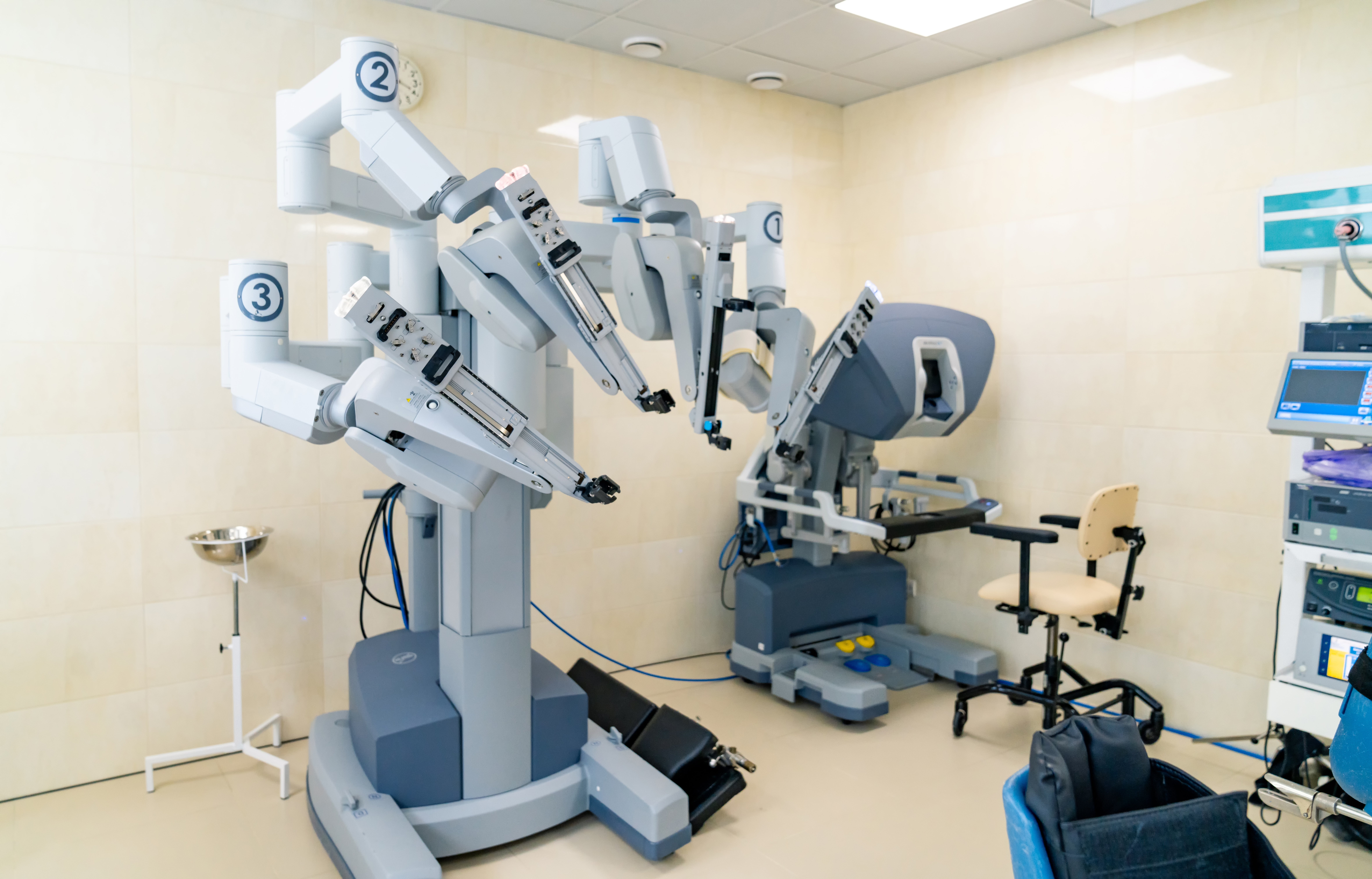 Da Vinci Surgical Robot System